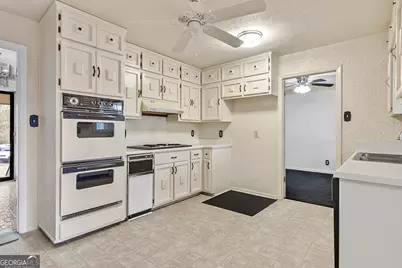 2037 Greentree Parkway, Macon, GA 31220 - Photo 18