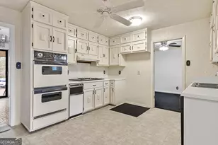 2037 Greentree Pkwy, Macon, GA 31220 - Photo 18