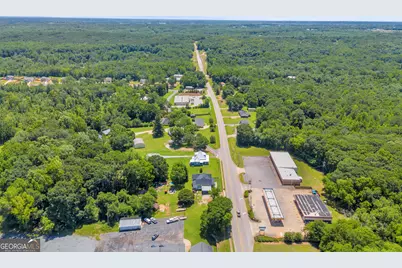 263 General Daniel Avenue S, Danielsville, GA 30633 - Photo 6