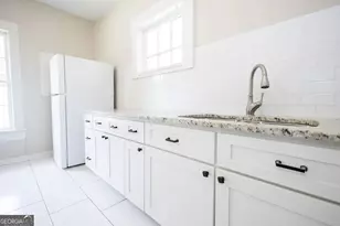 116 N 14th St, Griffin, GA 30223 - Photo 10