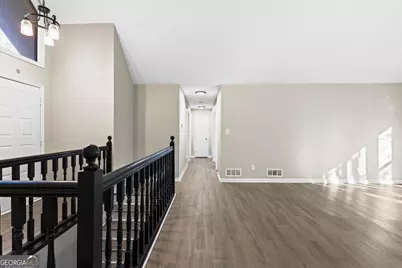 658 Hunt Station Drive, Lawrenceville, GA 30044 - Photo 10