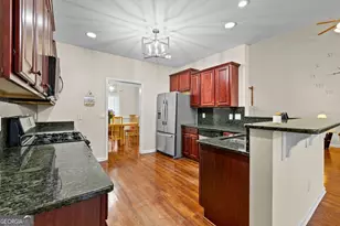 39 Hawthorne Pl, Sharpsburg, GA 30277 - Photo 18