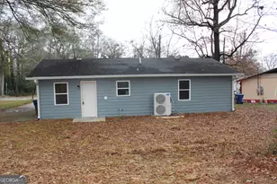 21 Duke Cir, Winder, GA 30680 - Photo 2