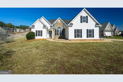 111 Revere Court, Lagrange, GA 30241 - Photo 2