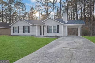 6385 Emerald Pointe Circle, College Park, GA 30349 - Photo 2