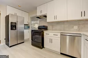 465 Windsor Parkway, Sandy Springs, GA 30342 - Photo 16