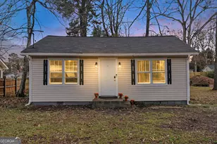 112 Oak Ave SW, Griffin, GA 30224 - Photo 1