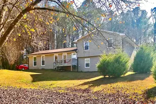 110 Crawford Cir, Newnan, GA 30265 - Photo 2