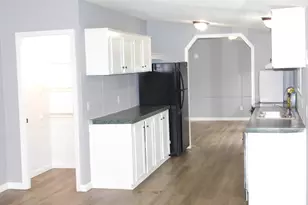 911 Woodchase Dr, Monroe, GA 30655 - Photo 2