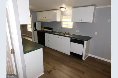 911 Woodchase Drive, Monroe, GA 30655 - Photo 4