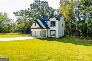 142 Arnco 3rd St, Newnan, GA 30263 - Photo 2