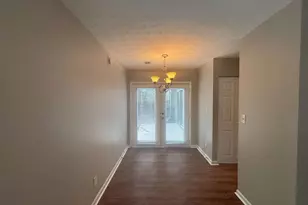 5073 Martins Crossing Rd, Stone Mountain, GA 30088 - Photo 8