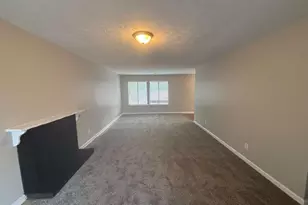 5073 Martins Crossing Rd, Stone Mountain, GA 30088 - Photo 4