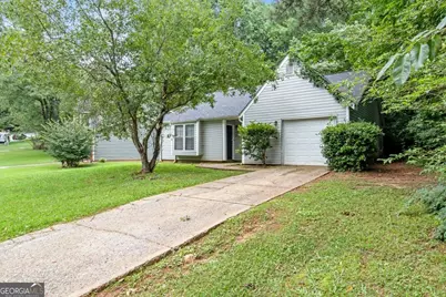5426 Martins Crossing Road, Stone Mountain, GA 30088 - Photo 2
