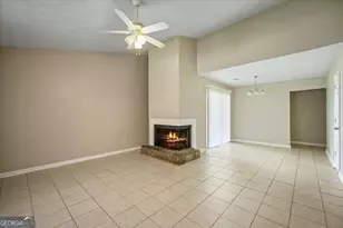 5426 Martins Crossing Rd, Stone Mountain, GA 30088 - Photo 4