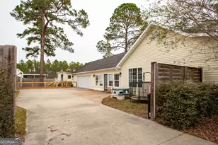 3735 Marvin Strickland Rd, Waycross, GA 31503 - Photo 36