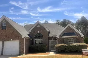 2487 Ash Rose Dr, Jonesboro, GA 30236 - Photo 4