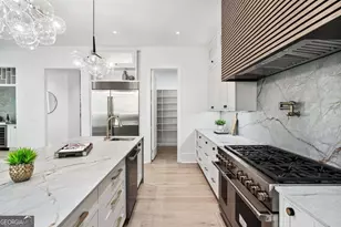 1005 Clementstone Dr, Atlanta, GA 30342 - Photo 12