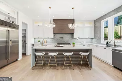 1005 Clementstone Drive, Atlanta, GA 30342 - Photo 14