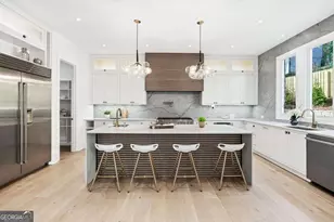 1005 Clementstone Dr, Atlanta, GA 30342 - Photo 14