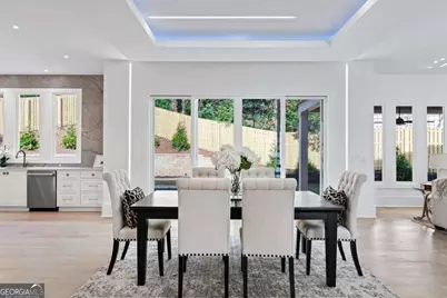 1005 Clementstone Drive, Atlanta, GA 30342 - Photo 4