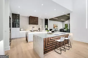 1005 Clementstone Dr, Atlanta, GA 30342 - Photo 26