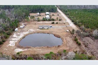 264 Wheat Street, Saint George, GA 31562 - Photo 4