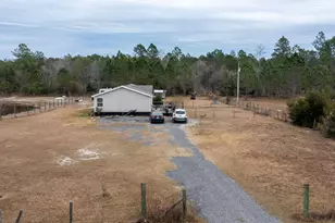 264 Wheat St, Saint George, GA 31562 - Photo 2