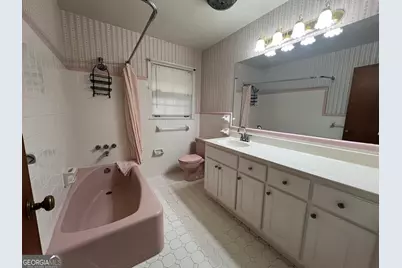 215 Old Oxford Road, Covington, GA 30014 - Photo 10