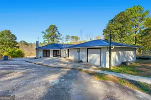 1490 NW Enchanted Lake, Conyers, GA 30012 - Photo 4