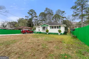 1101 Lloyd Dr, Forest Park, GA 30297 - Photo 2