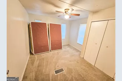 3827 Chadwick Drive, Flowery Branch, GA 30542 - Photo 10
