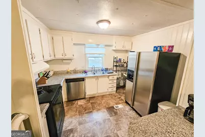 3827 Chadwick Drive, Flowery Branch, GA 30542 - Photo 6