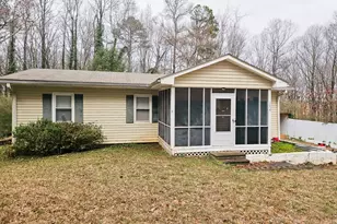 3827 Chadwick Dr, Flowery Branch, GA 30542 - Photo 2