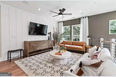 2582 Astaire Court, Atlanta, GA 30318 - Photo 8