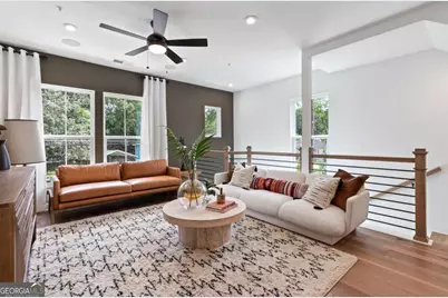 2582 Astaire Court, Atlanta, GA 30318 - Photo 10