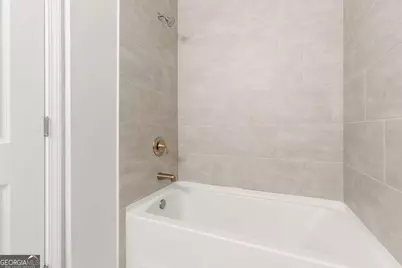 7201 Maple Brook Lane, Flowery Branch, GA 30542 - Photo 20