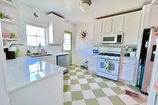 2494 Batavia St, East Point, GA 30344 - Photo 6