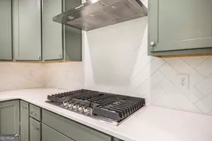 239 Meadows Ln, Bonaire, GA 31005 - Photo 8