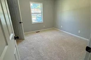 2911 Highpoint Rd, Snellville, GA 30078 - Photo 14