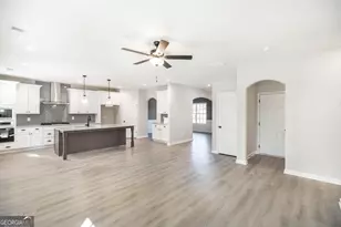 241 Meadows Ln, Bonaire, GA 31005 - Photo 6