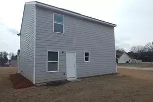 101 Sarah Ln, Lagrange, GA 30241 - Photo 16