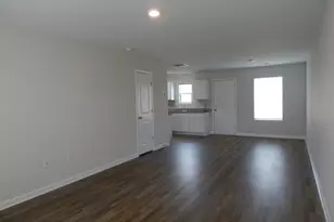 101 Sarah Ln, Lagrange, GA 30241 - Photo 4