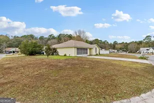 201 Lake Wisteria Dr, Kingsland, GA 31548 - Photo 4