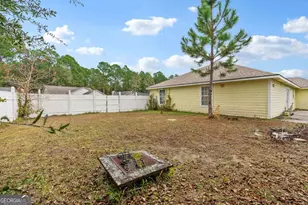 201 Lake Wisteria Dr, Kingsland, GA 31548 - Photo 8