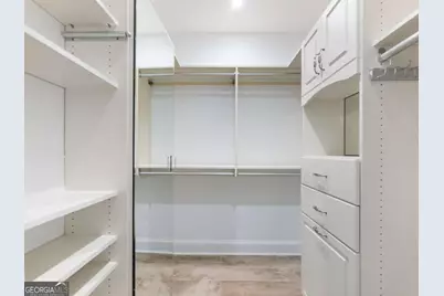 3636 Peachtree Road NE #405, Atlanta, GA 30319 - Photo 18