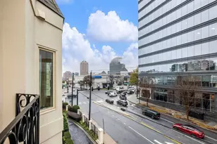 3636 Peachtree Rd NE, Atlanta, GA 30319 - Photo 12