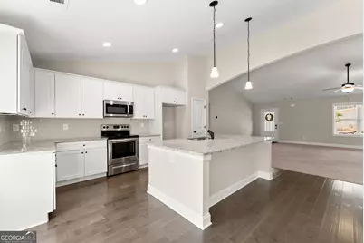 561 Oconee Lane, Commerce, GA 30529 - Photo 6