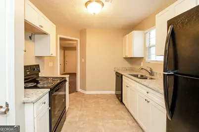 5326 Kirk Drive, College Park, GA 30349 - Photo 8