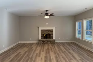 708 Traveler Ln, Williamson, GA 30292 - Photo 16